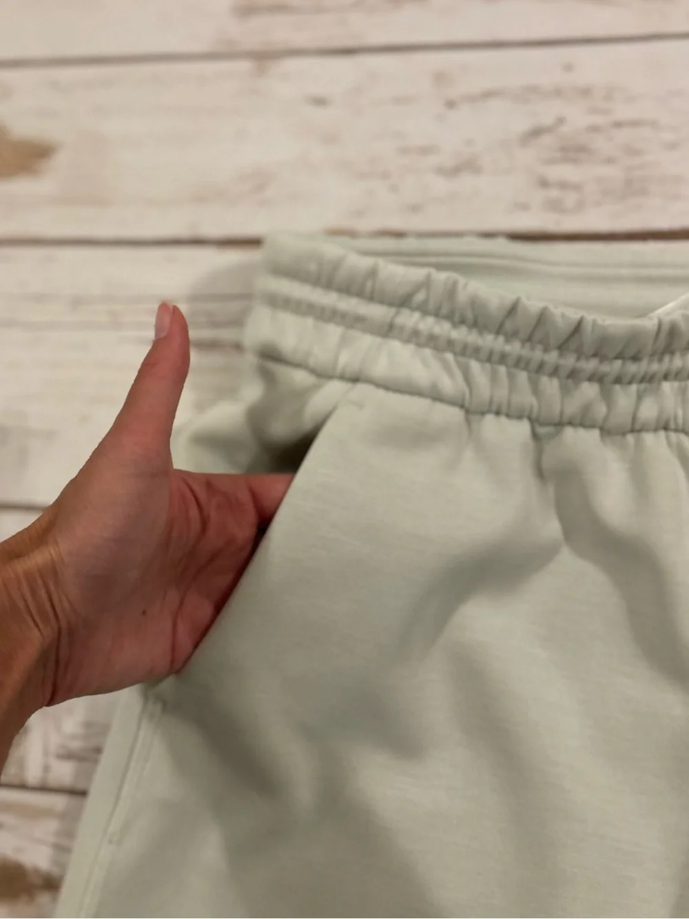 Lululemon Women’s Softstreme High-Rise Short 3.5